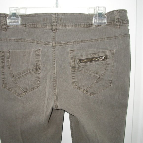 Light Brown Denim Yessica (German) Skinny Jeans - Picture 7 of 7
